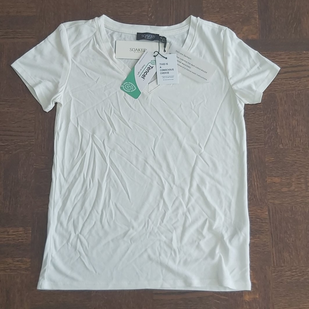 🌞SALE😎White v-neck tee